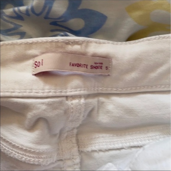 Low Rise Shorties - Picture 3 of 3